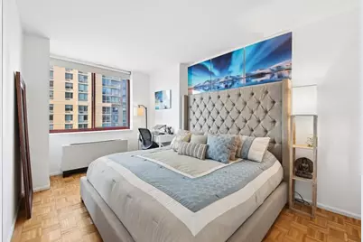 4-74 48th Avenue #7-E, New York City, NY 11109 - Photo 8