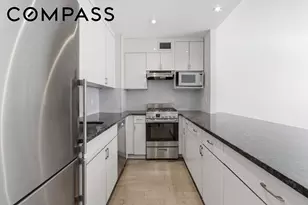 400 E 14th St, New York City, NY 10009 - Photo 2