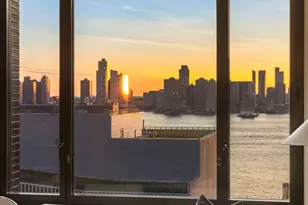 110 Charlton St, New York City, NY 10014 - Photo 8
