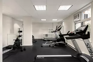 555 Main St, New York City, NY 10044 - Photo 20