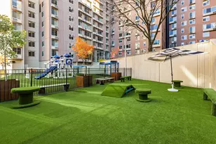 555 Main St, New York City, NY 10044 - Photo 22