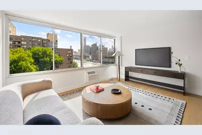 555 Main Street #805, New York City, NY 10044 - Photo 1