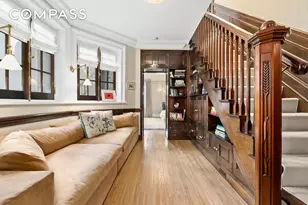 35 E 68th St, New York, NY 10065 - Photo 4