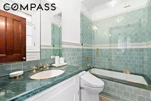 35 E 68th St, New York, NY 10065 - Photo 12