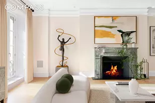 35 E 68th St, New York, NY 10065 - Photo 2