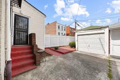 1003 Lenox Road, New York City, NY 11212 - Photo 16
