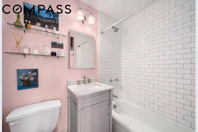 634 Washington Street #4B, New York City, NY 10014 - Photo 10