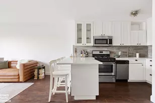 185 Hall St, New York City, NY 11205 - Photo 2