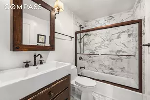 366 W 11th St, New York City, NY 10014 - Photo 22