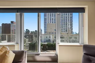 176 E 71st St, New York City, NY 10021 - Photo 4