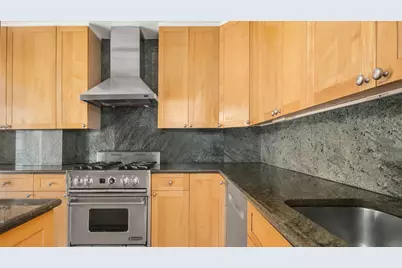 200 W 79th Street #5N, New York City, NY 10024 - Photo 10