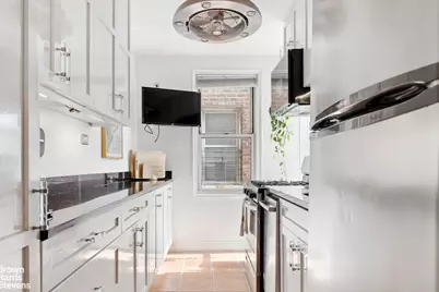 340 Haven Avenue #4H, New York, NY 10033 - Photo 2
