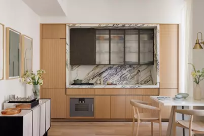 135 E 47th Street #16C, New York City, NY 10017 - Photo 2