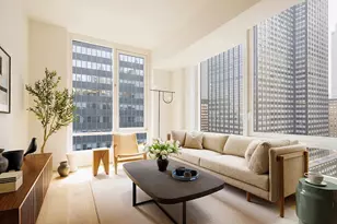 135 E 47th St, New York City, NY 10017 - Photo 2