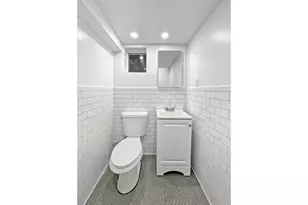 323 Midwood St, New York City, NY 11225 - Photo 24