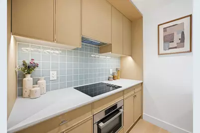 24-01 Queens Plaza N #202, Long Island City, NY 11101 - Photo 16