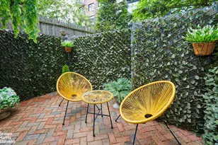 21-13 45th Ave, New York City, NY 11101 - Photo 26