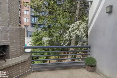 21-13 45th Avenue, New York City, NY 11101 - Photo 8