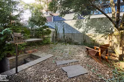21-13 45th Avenue, New York City, NY 11101 - Photo 22
