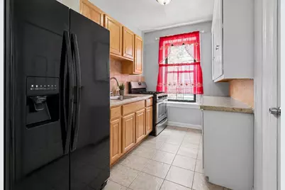 636 E 96th Street, New York City, NY 11236 - Photo 6