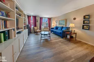 444 E 75th St, New York City, NY 10021 - Photo 1