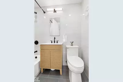 305 E 40th Street #6B, New York, NY 10017 - Photo 12