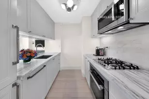 389 E 89th St, New York City, NY 10128 - Photo 4