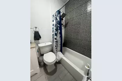 1271 E 88th Street, New York City, NY 11236 - Photo 18