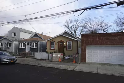 1271 E 88th Street, New York City, NY 11236 - Photo 30