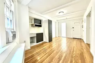 304 E 41st St, New York City, NY 10017 - Photo 6