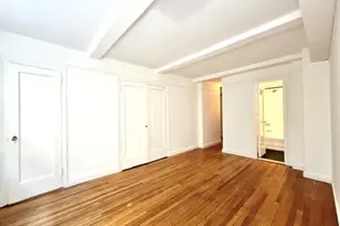 304 E 41st St, New York City, NY 10017 - Photo 2