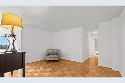 4555 Henry Hudson Parkway W #908, New York City, NY 10471 - Photo 8