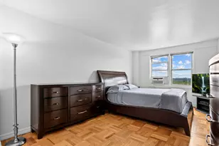 4555 Henry Hudson Parkway W, New York City, NY 10471 - Photo 12