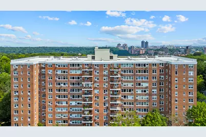 4555 Henry Hudson Parkway W #908, New York City, NY 10471 - Photo 2