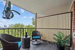 4555 Henry Hudson Parkway W, New York City, NY 10471 - Photo 1