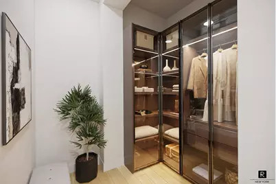31-85 Crescent Street #419, New York City, NY 11106 - Photo 2
