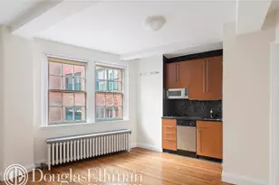 304 E 41st St, New York City, NY 10017 - Photo 6