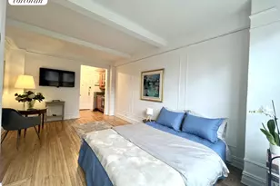 457 W 57th St, New York, NY 10019 - Photo 4