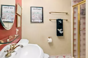 329 W 19th St, New York City, NY 10011 - Photo 6