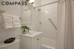 300 E 74th St, New York City, NY 10021 - Photo 10