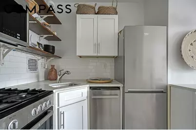 300 E 74th Street #6D, New York City, NY 10021 - Photo 6