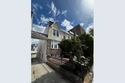6659 Colonial Road, New York City, NY 11220 - Photo 22