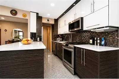 2800 Coyle Street #322, New York City, NY 11235 - Photo 10