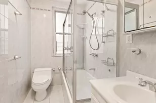 215 W 91st St, New York City, NY 10024 - Photo 8