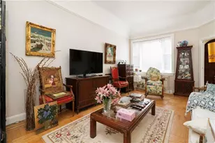 2544 Hubbard St, New York City, NY 11235 - Photo 8