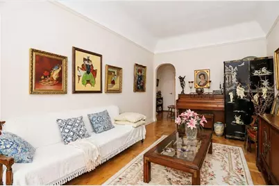 2544 Hubbard Street, New York City, NY 11235 - Photo 6
