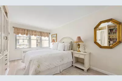 435 E 65th Street #6E, New York City, NY 10065 - Photo 2