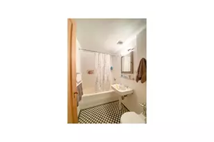 405 W 23rd St, New York, NY 10011 - Photo 6
