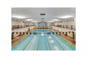 405 W 23rd St, New York, NY 10011 - Photo 10