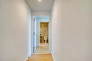 131-01 40th Rd, New York City, NY 11354 - Photo 14